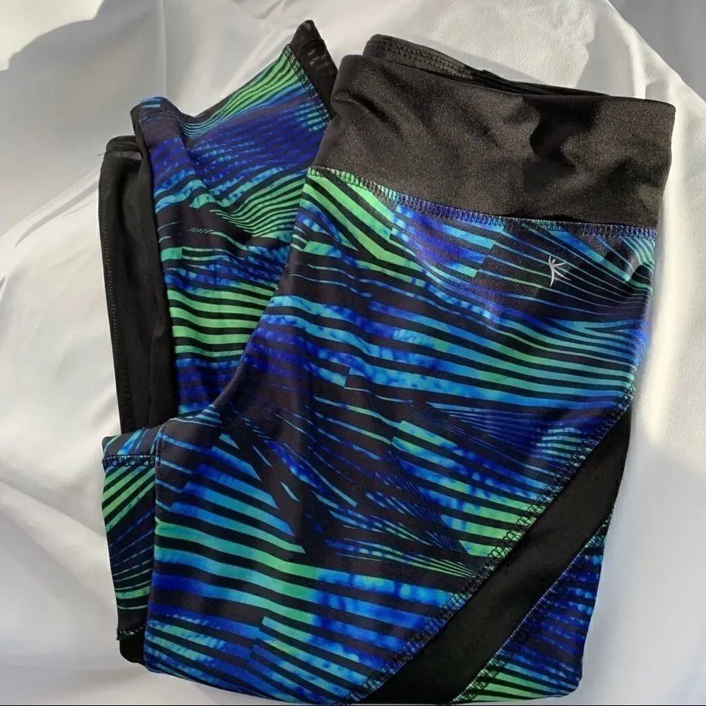 Activewear Danskin Capri Exercise Pants